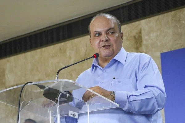 Ibaneis acaba com disse-me-disse e confirma pré-candidatura ao Senado para 2026