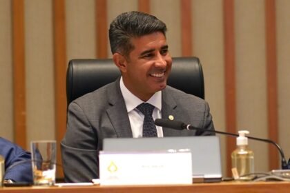 Roosevelt propõe PL que reforça o papel das mídias alternativas no DF