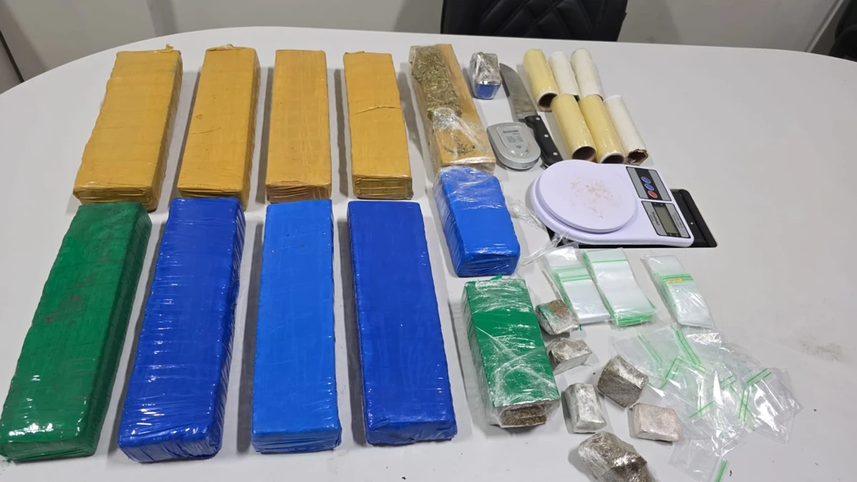 Homem que vendia drogas próximo a escola é preso no Entorno