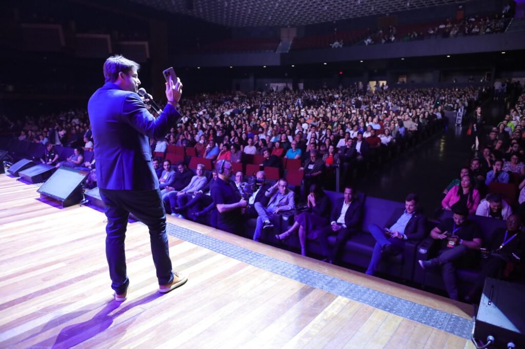 Innova Summit 2026 abre inscrições e promete conectar startups, investidores e líderes