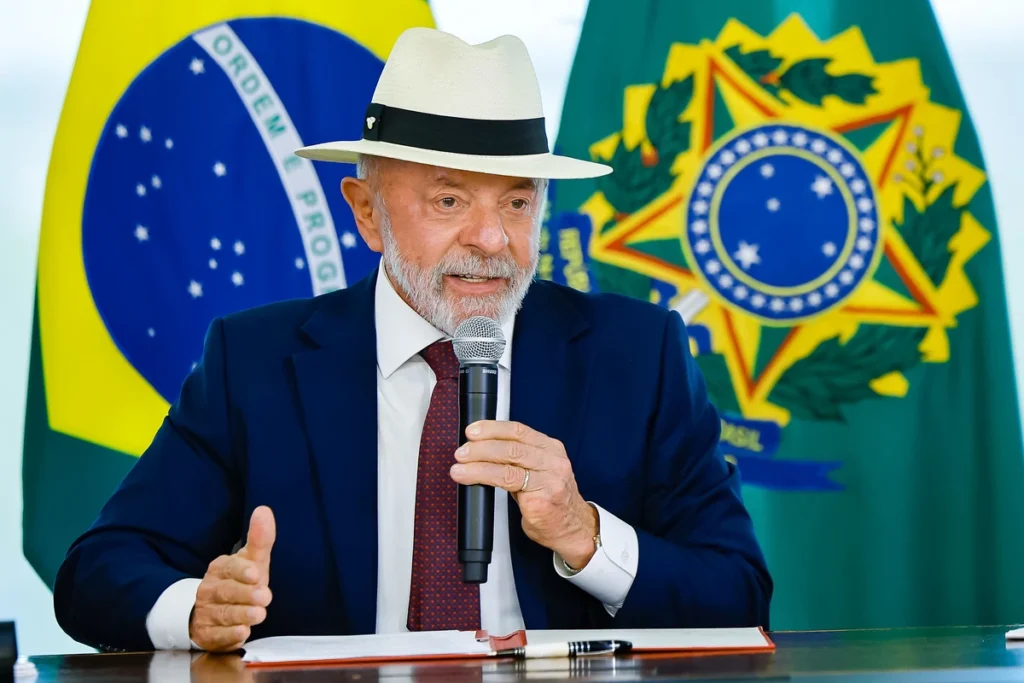 Em pronunciamento na TV, Lula anuncia novo programa de renegociação de dívidas