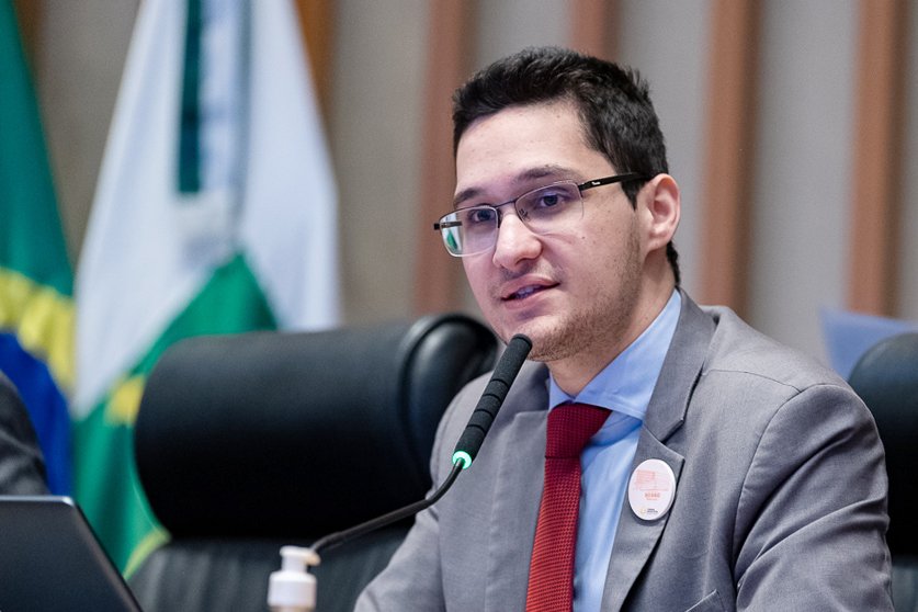 CLDF aprova projeto que prevê cassação de alvará para estabelecimentos que comercializem bebidas adulteradas