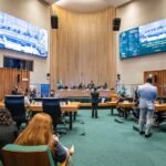 Câmara Legislativa aprova projeto que regulamenta cessão de outorgas de táxi no Distrito Federal