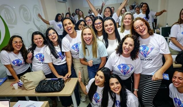Celina Leão participa de evento com mães atípicas e detalha novo espaço de acolhimento no DF