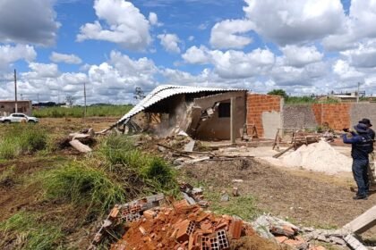 DF Legal volta ao local em menos de 40 dias e desmonta novamente obras ilegais