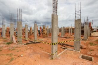 Governadora vistoria obras de creche no Paranoá Parque com investimento de R$ 5,5 milhões