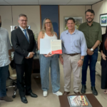 Primeira escritura no Trecho 2 de Vicente Pires muda realidade de moradora após anos de espera