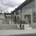 Ataque a faca deixa seis feridos em escola dos EUA