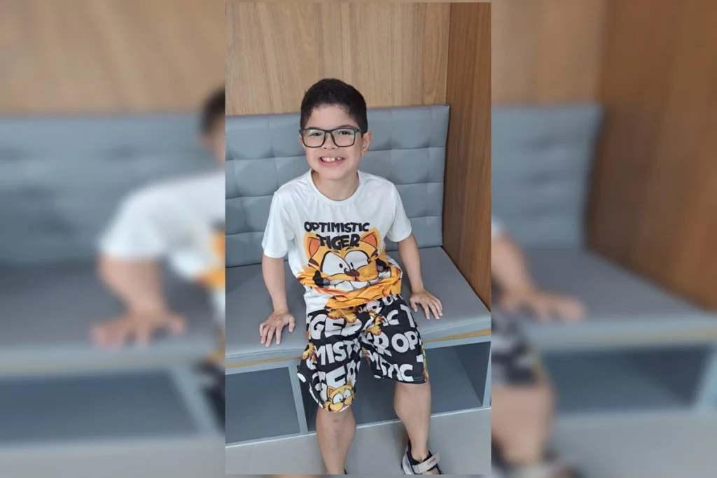 Menino com doença rara espera por remédio de R$ 17 milhões