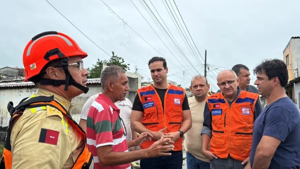 Governador da Paraíba decreta calamidade pública após fortes chuvas