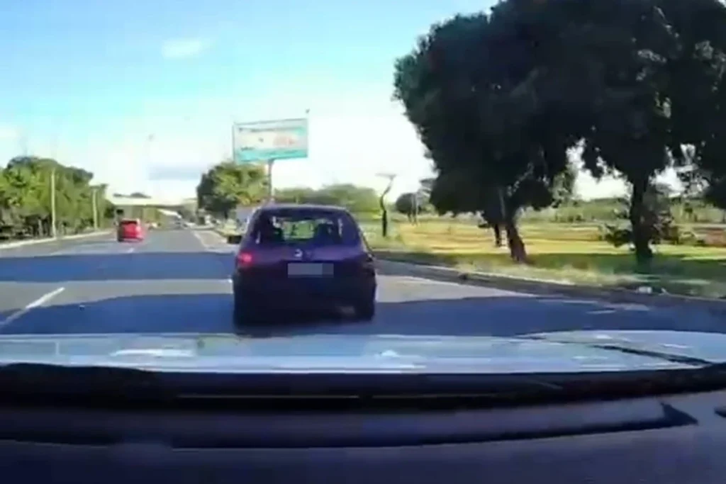 Após perseguição, motorista com carro furtado acaba é pela PMDF