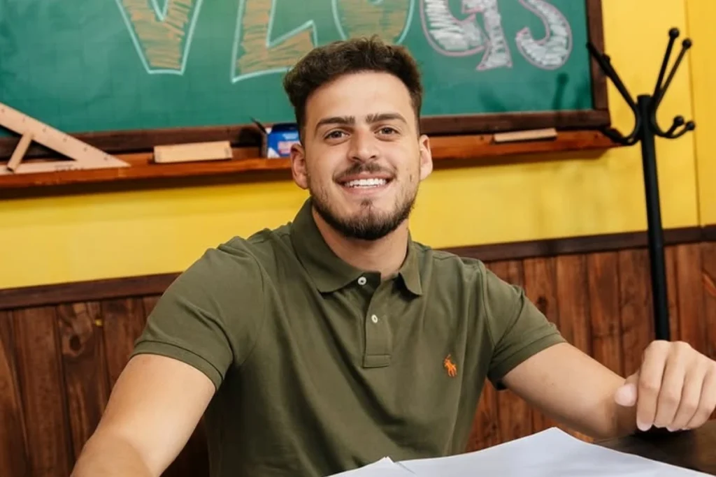 Como é a fazenda milionária de Jon Vlogs com 40 hectares