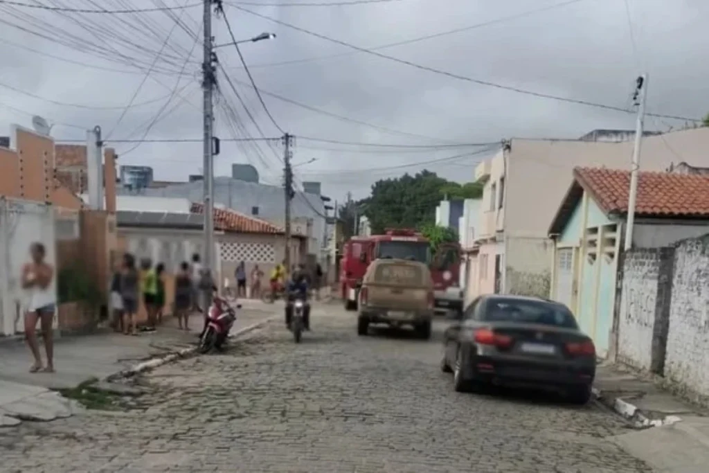 Irmãos morreram abraçados em incêndio no interior da Bahia