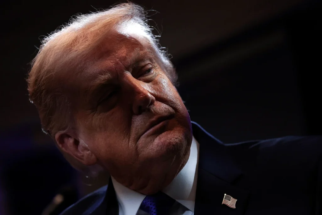 Desaprovação de Trump bate novo recorde e chega a 62% nos EUA