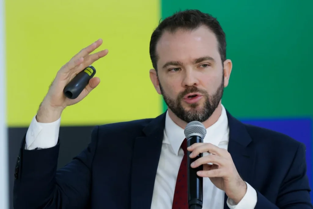 Governo fixa juros de até 1,99% ao mês para o Desenrola 2.0