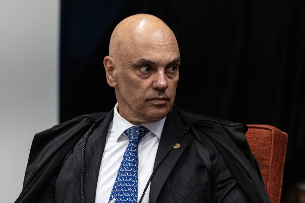 Moraes determina que PM-DF declare perda de cargo de oficiais condenados por omissão no 8 de janeiro