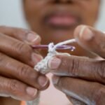 Oficinas gratuitas de crochê abrem inscrições no Guará