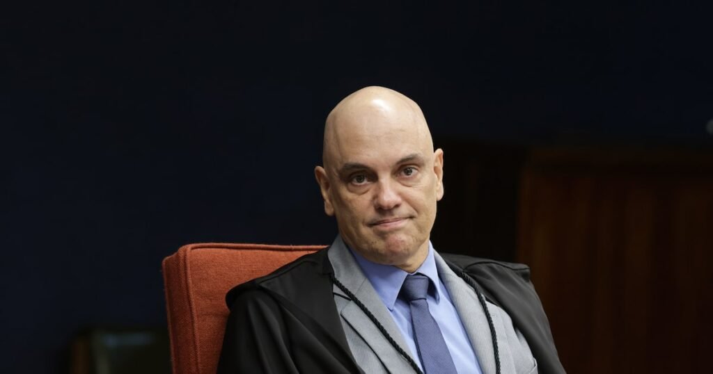 Moraes manda PM do DF declarar perda de cargo de coronéis condenados por omissão no 8 de Janeiro
