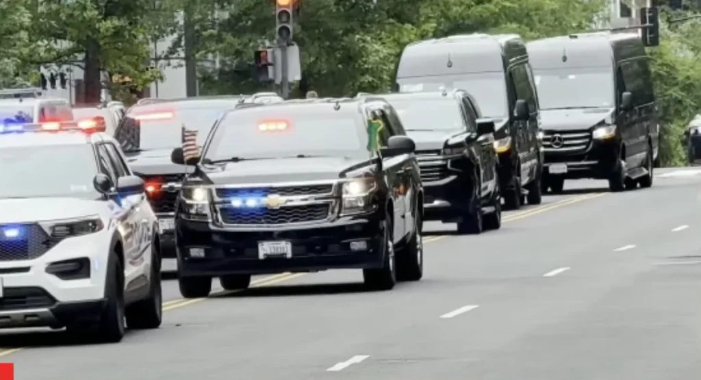 Lula chega à Casa Branca para encontro com Trump