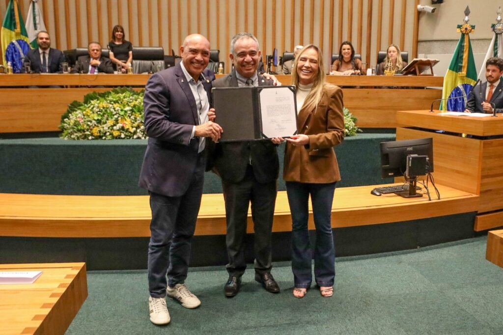 Governadora participa da posse de defensor público-geral do DF