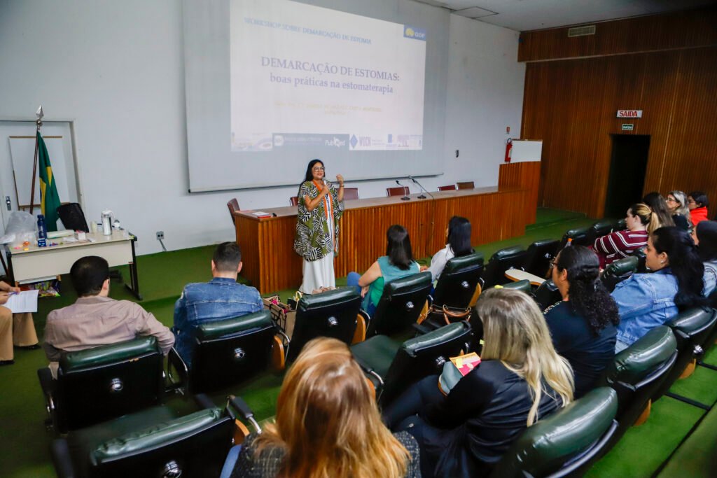 Secretaria de Saúde promove workshop para fortalecer práticas de demarcação de estomia