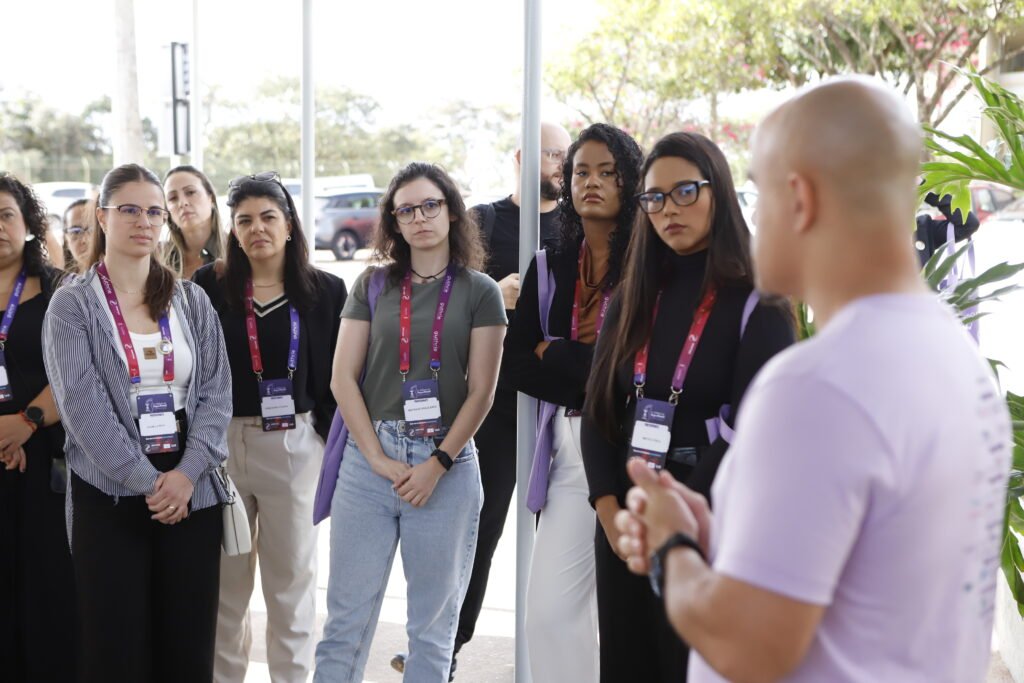 Serviço de doenças raras e triagem neonatal do DF recebe visita técnica