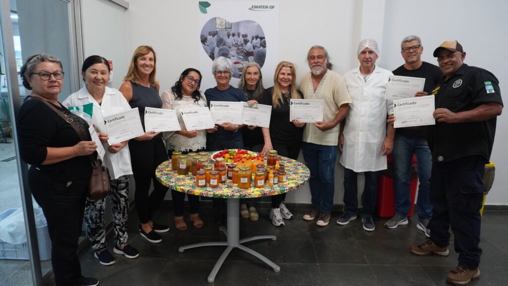 Curso apresenta alternativa de geração de renda com pimentas especiais