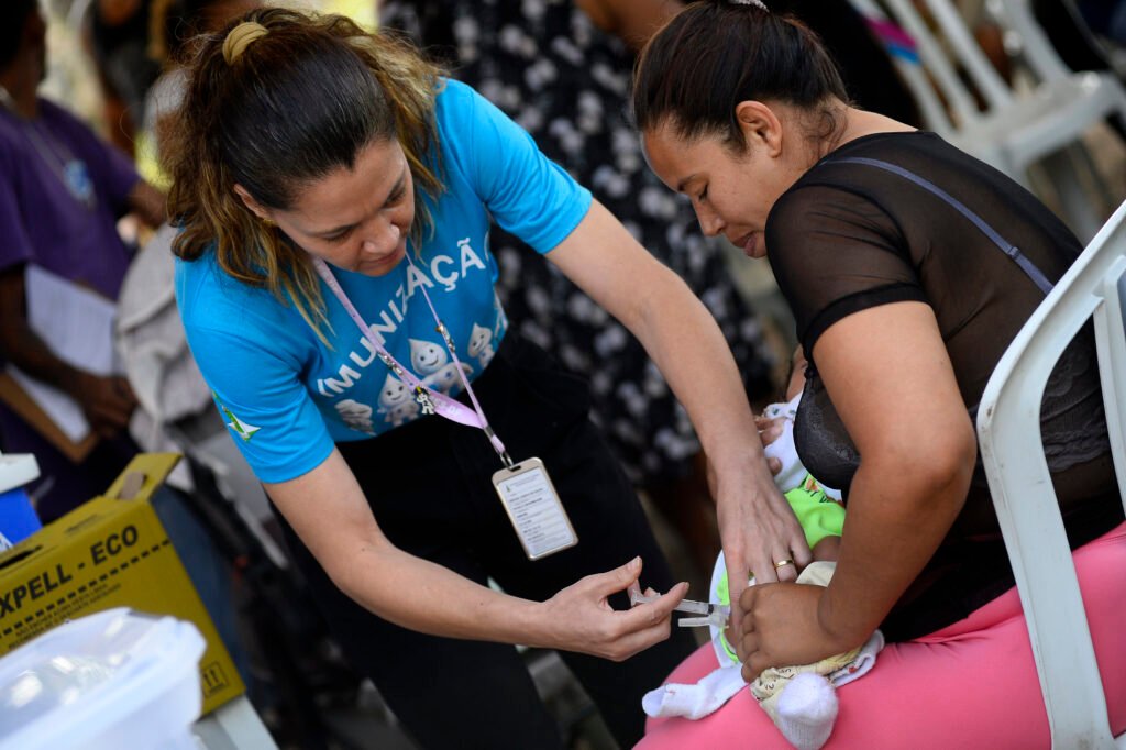 Saúde leva serviços e vacinação itinerante à população do Paranoá