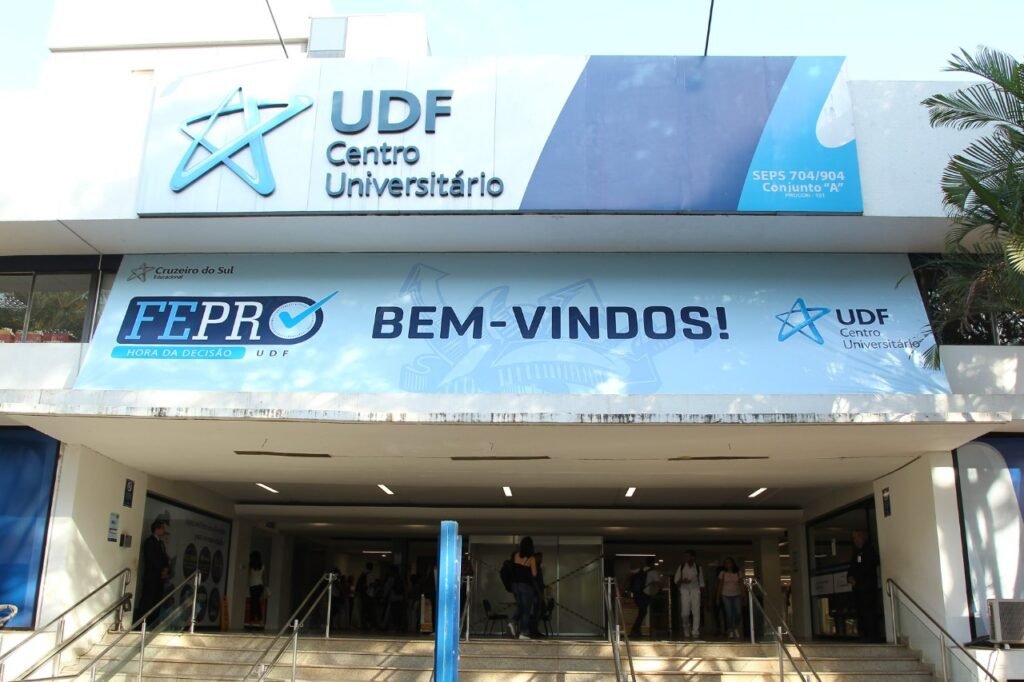 Programa de bolsas de estudo do UDF abre inscrições