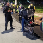 Irregularidades sobre duas rodas são flagradas no trânsito de Águas Claras