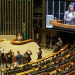 Governadora Celina Leão participa de sessão comemorativa dos 217 anos da PMDF