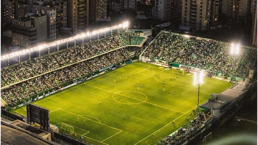 Horário e onde assistir ao vivo Goiás x Botafogo-SP, pela Série B