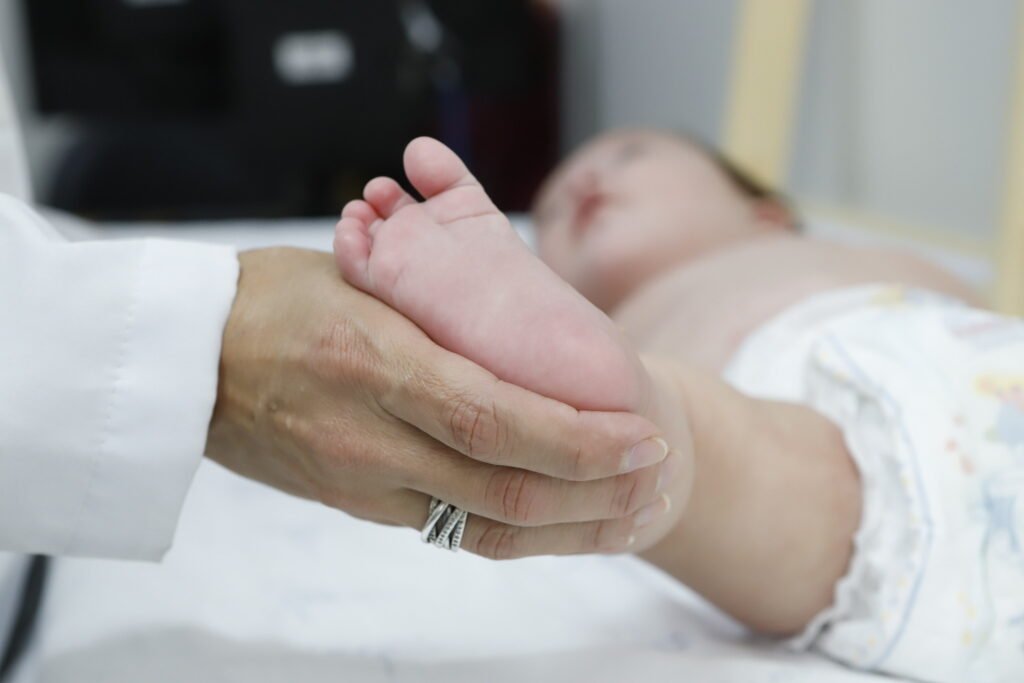 DF se destaca em Teste do Pezinho e reforça diagnóstico precoce de doenças raras