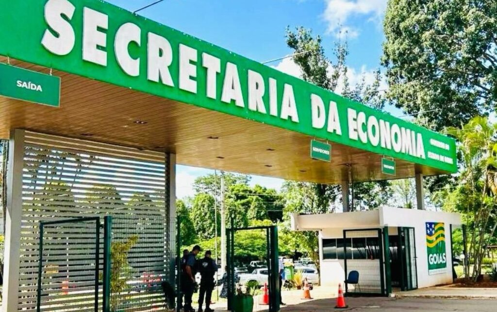 Candidato é preso suspeito de tentar fraudar prova de concurso