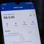AMEAÇA: vírus do Pix invade celular e esvazia contas bancárias