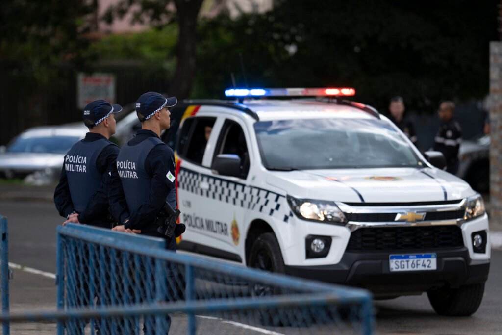 Policial militar mata esposa e tira a própria vida em São Sebastião
