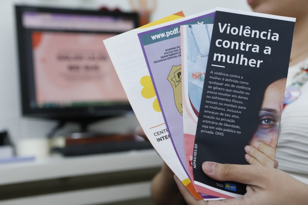 Agosto Lilás: conheça os serviços de saúde oferecidos para mulheres vítimas de violência