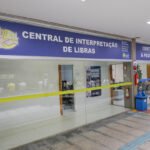 Central de Libras amplia autonomia de pessoas surdas no DF