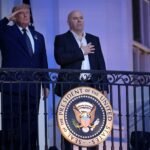 Dana White e Donald Trump chegam lado a lado no UFC da Casa Branca