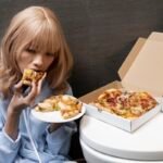 Anticoncepcionais podem aumentar a compulsão alimentar, sugere estudo