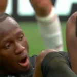 Veja momento em que jogador do Canadá quebra perna em jogo contra o Catar