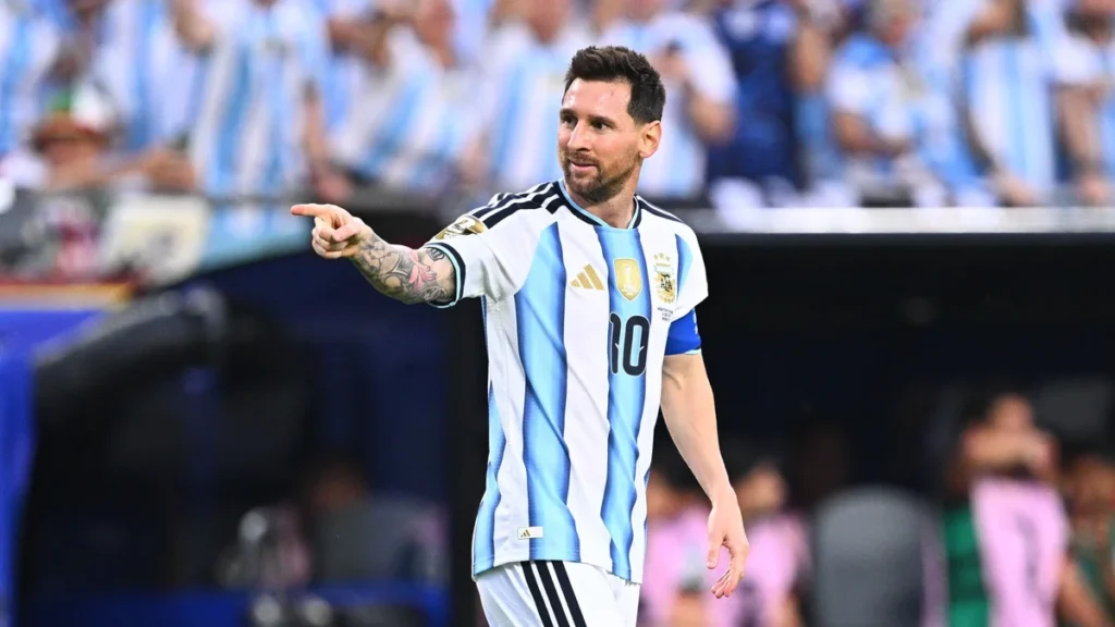 Messi lidera ranking da Fifa na Copa e Vini Jr. se destaca. Veja lista