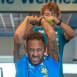 Neymar posta fotos na academia antes de estreia do Brasil na Copa