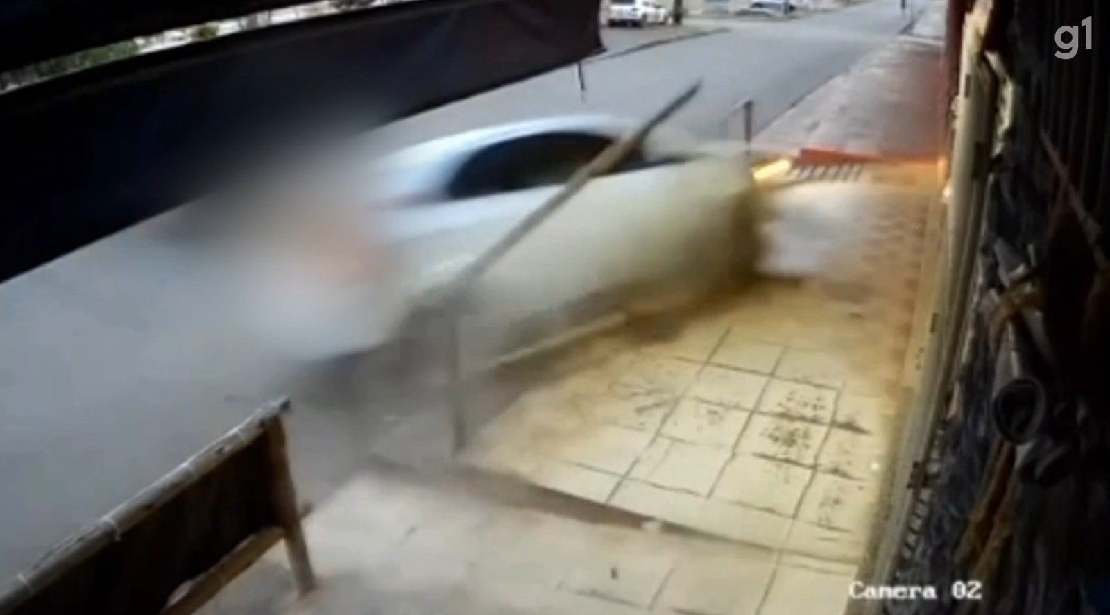 VÍDEO: mulher morre após ser atropelada no DF; polícia diz que motorista estava bêbado – G1